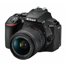 Camara Nikon D5600, 24MP, Lente 18-140, profesional